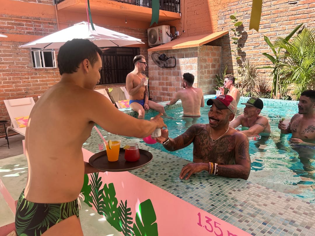 Morning Wood Adventure! | April 9-15th in Puerto Vallarta 🌞🍑🌴